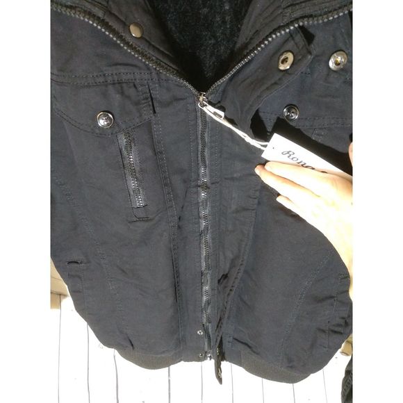 Rong Yu Black Trendsetter Jacket, Large - Picture 5 of 8